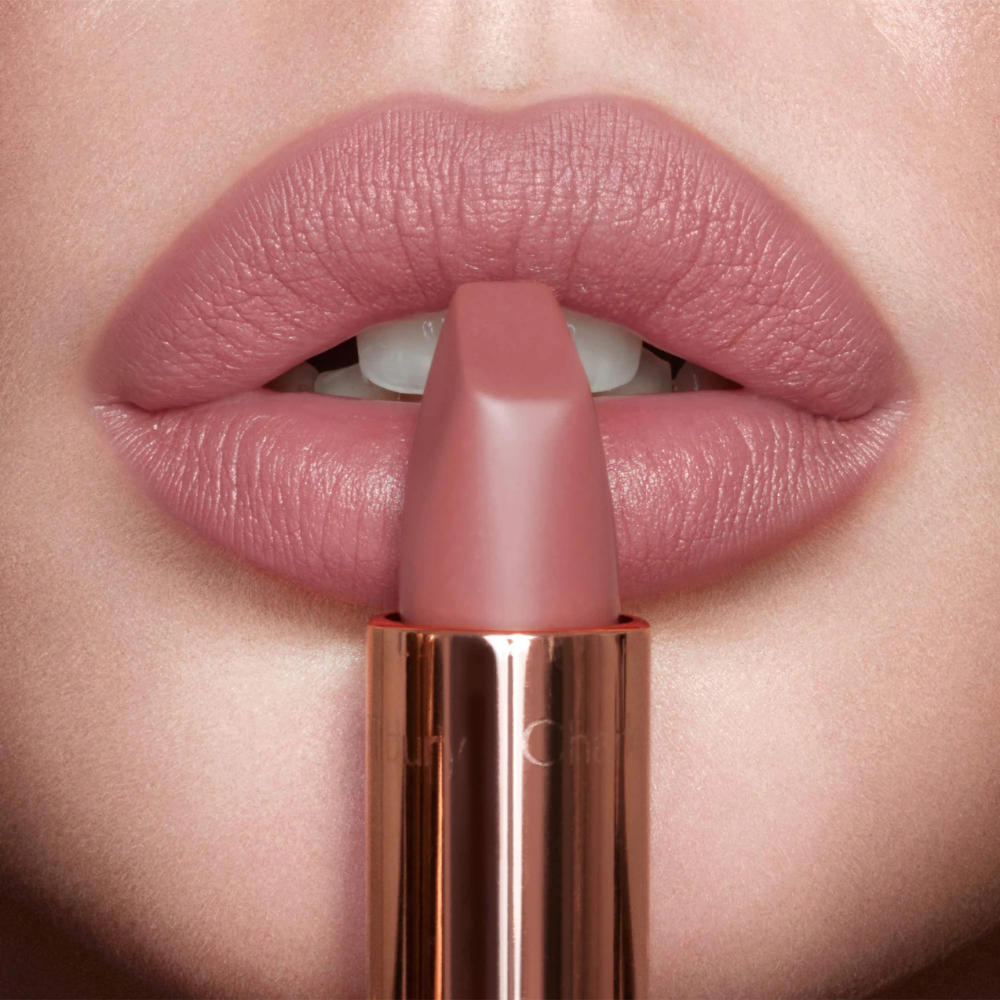 Matte Revolution Lipstick – Pillow Talk