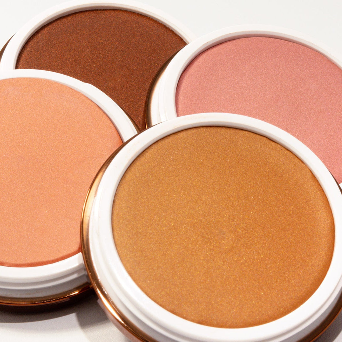 Yummy Skin Blurring Balm Lowlighter